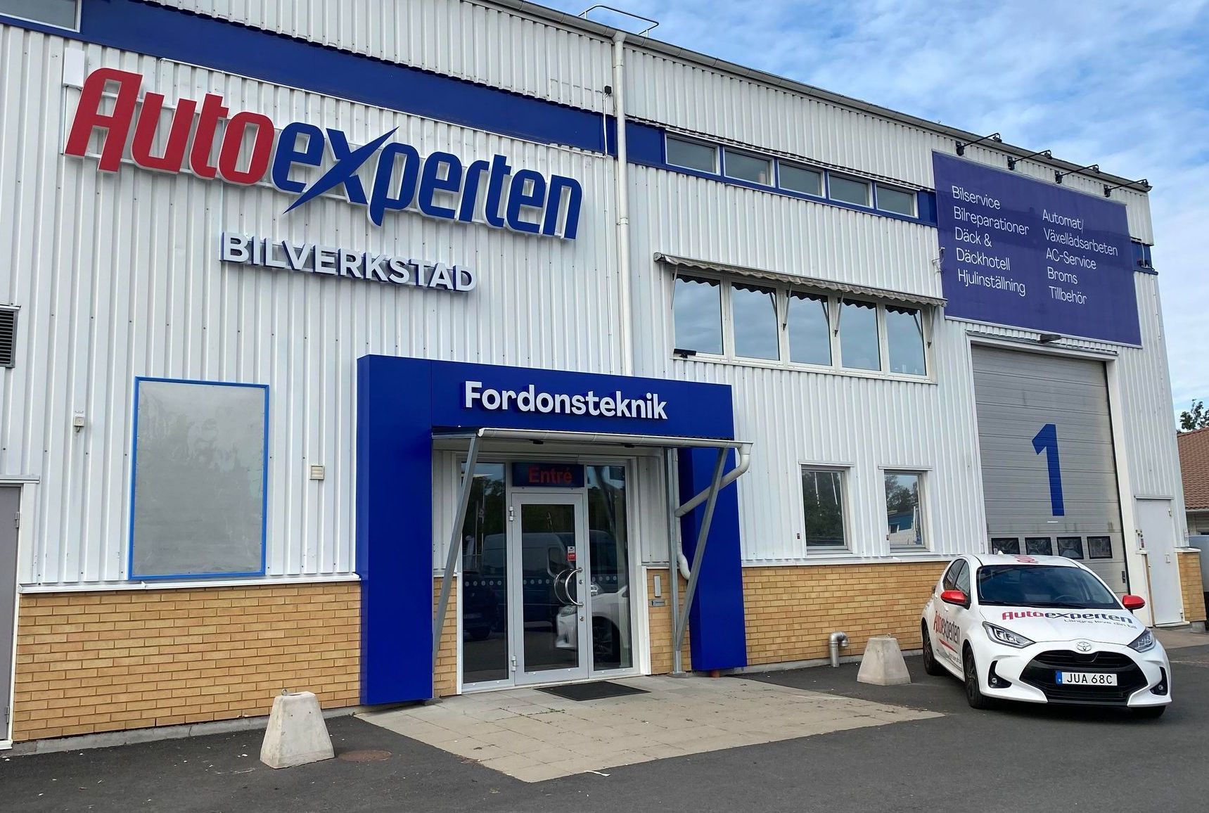 Däckförvaring i vår bilverkstad i Jönköping